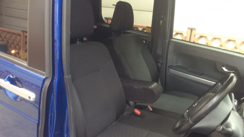 内装前方シート