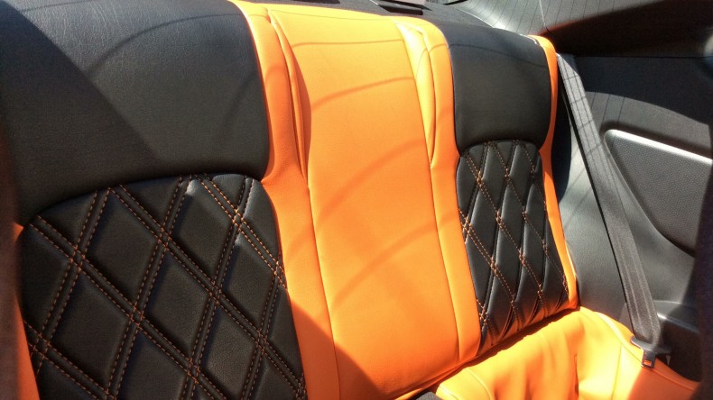 内装後方シート