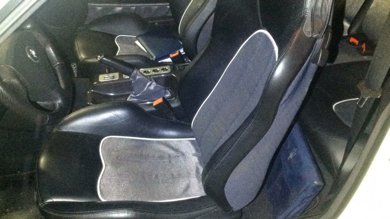 内装前方シート