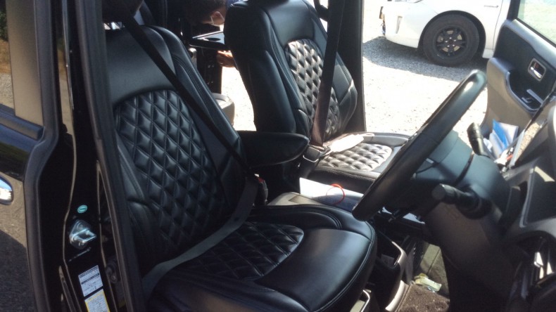 内装前方シート