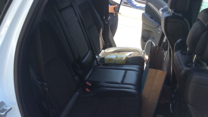 内装後方シート