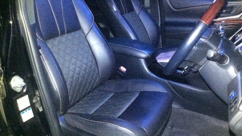 内装前方シート