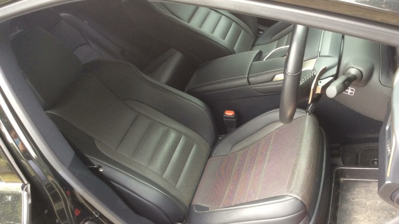 内装前方シート