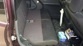 内装後方シート