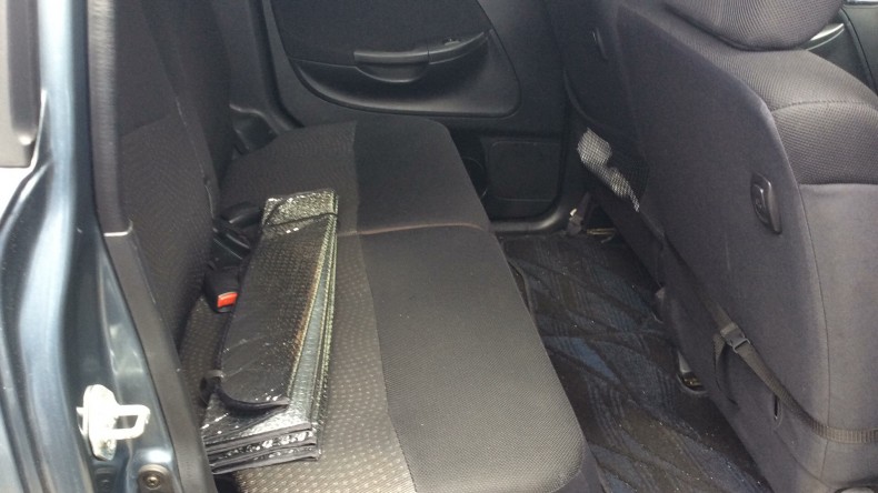 内装後方シート