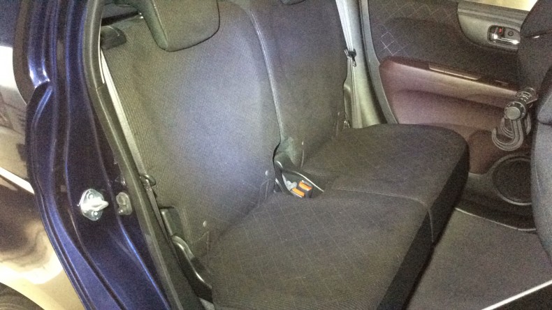 内装後方シート