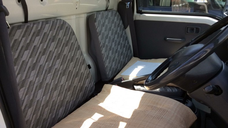 内装前方シート