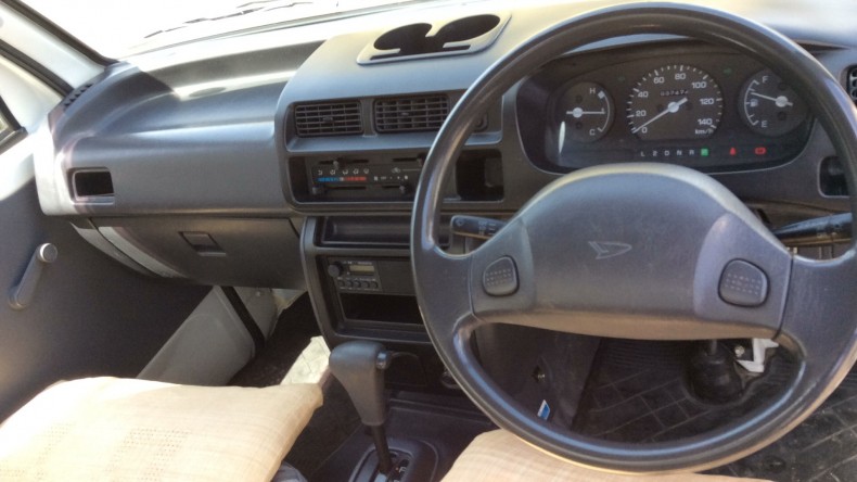 内装インパネ全体