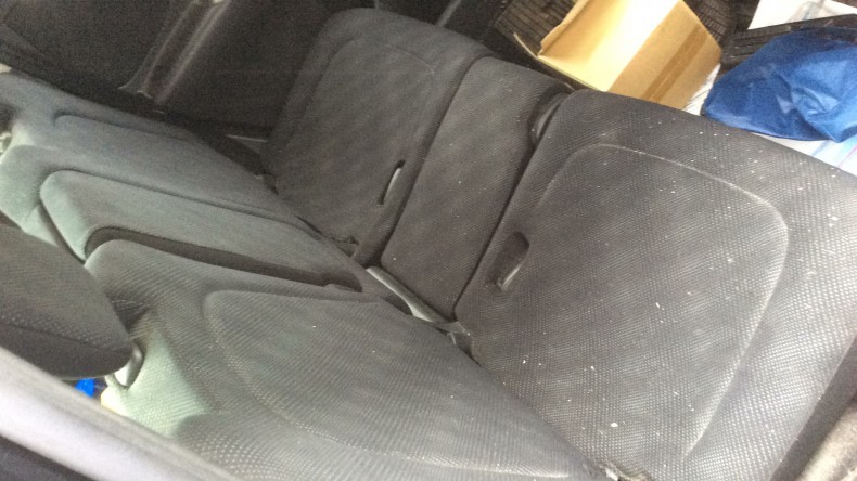 内装後方シート