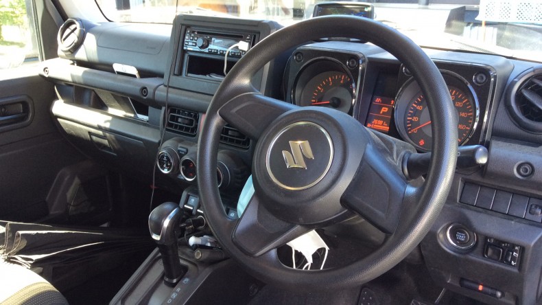 内装インパネ全体