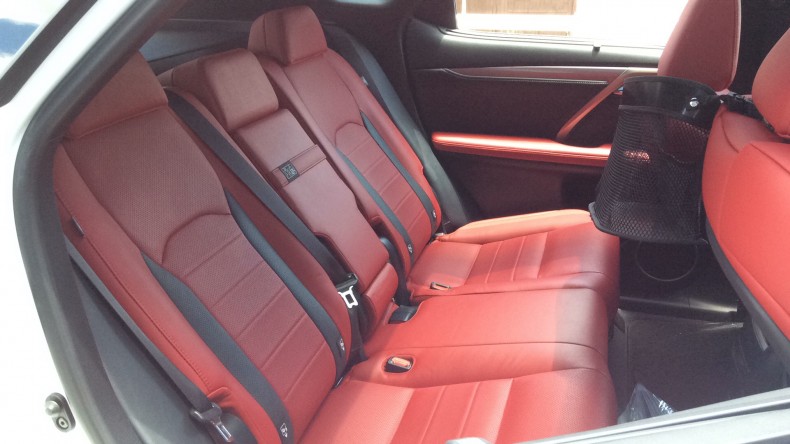 内装後方シート