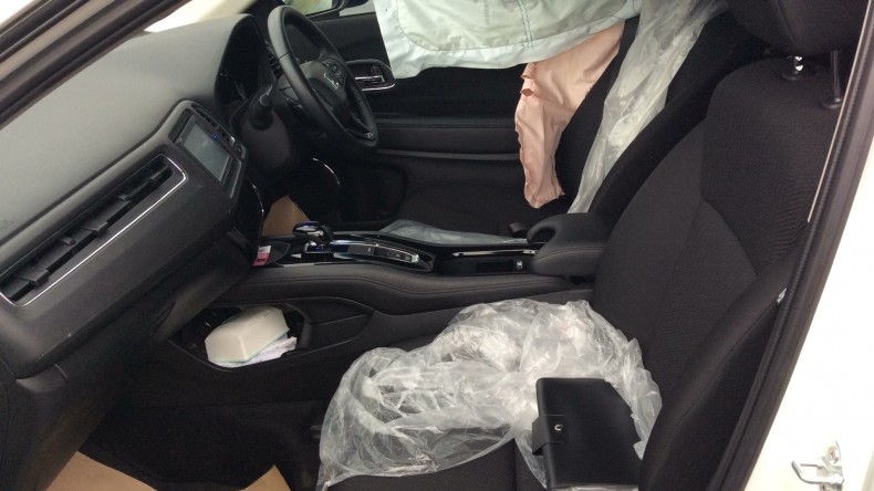 内装前方シート