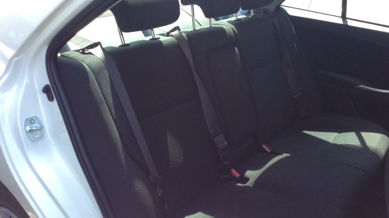 内装後方シート