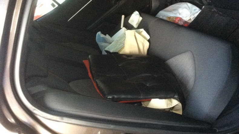 内装後方シート