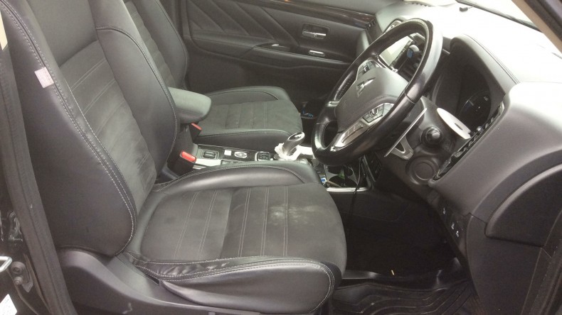 内装前方シート