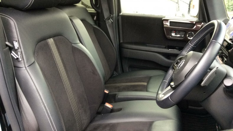 内装前方シート