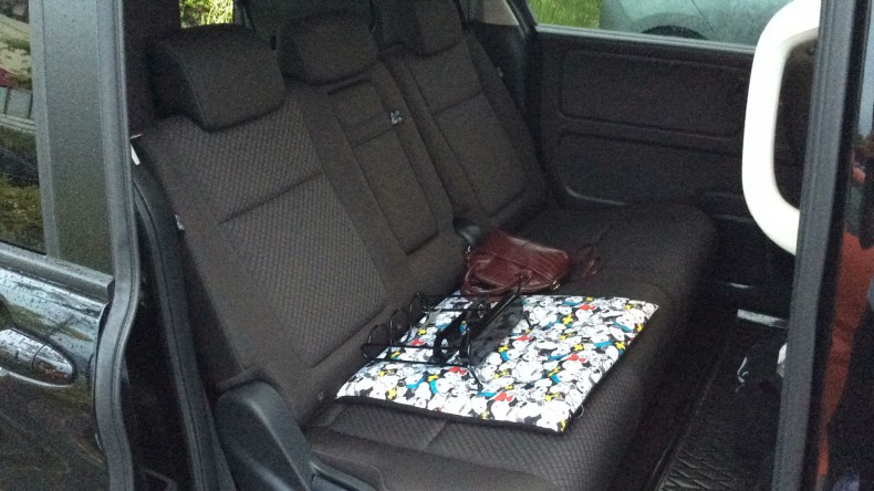 内装後方シート