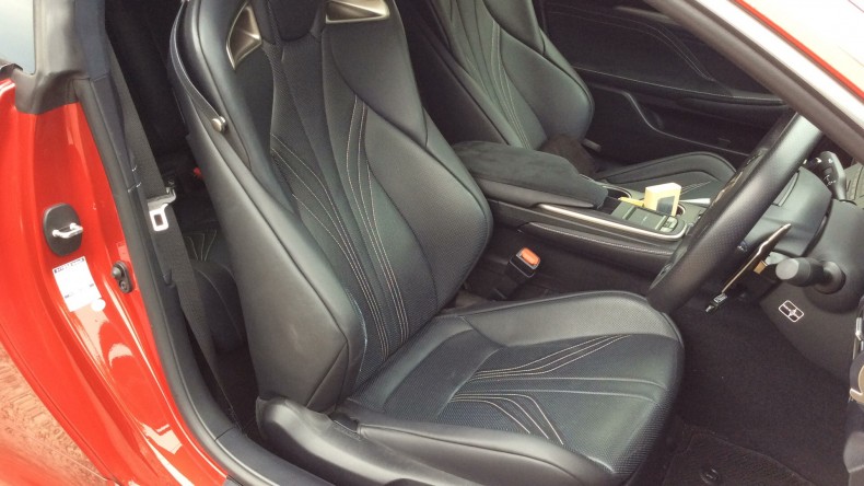 内装前方シート