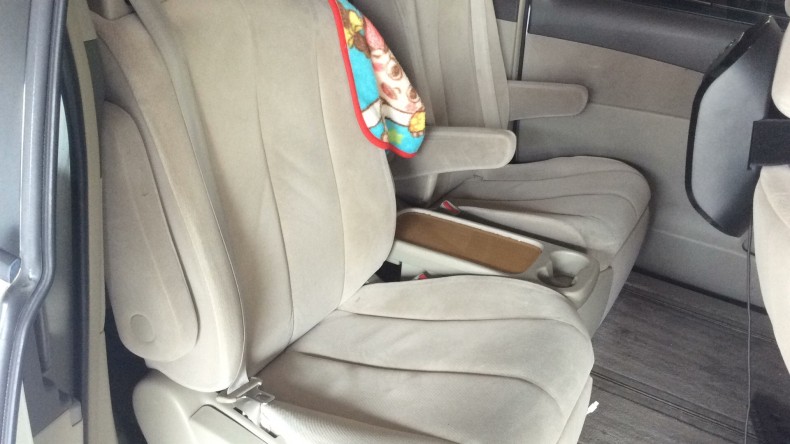 内装後方シート