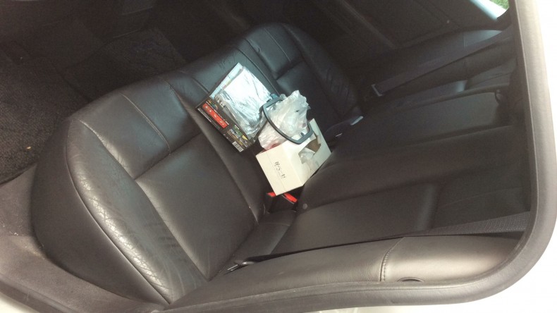 内装後方シート