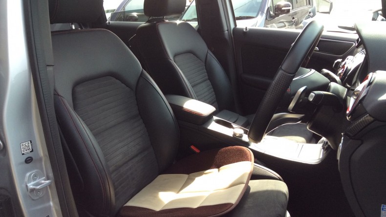 内装前方シート