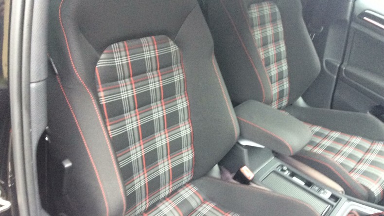 内装前方シート