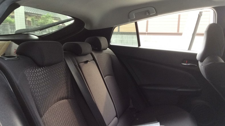 内装後方シート