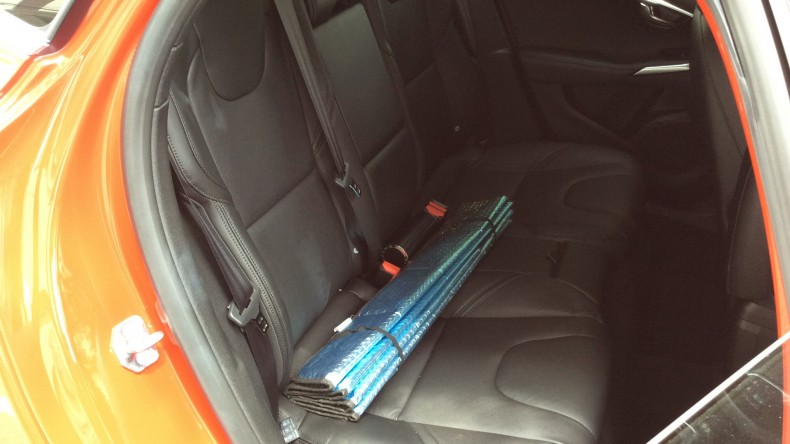 内装後方シート