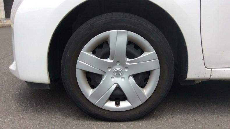 タイヤホイール前