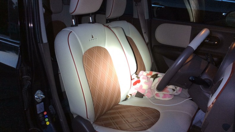 内装前方シート