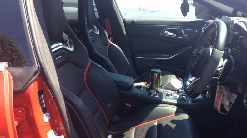 内装前方シート