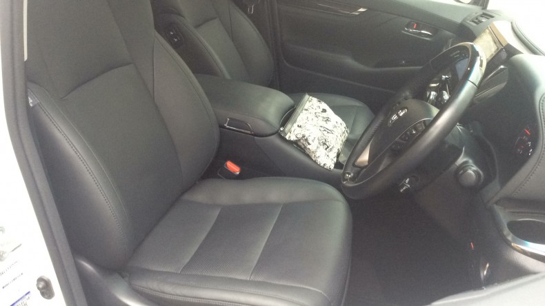 内装前方シート