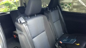 内装後方シート