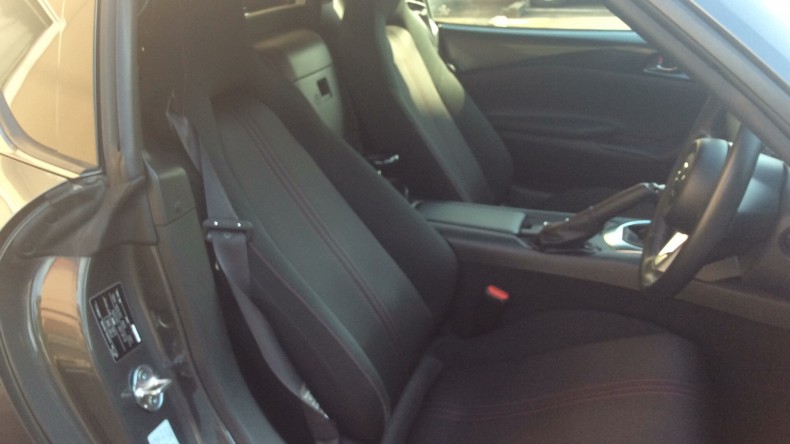 内装前方シート