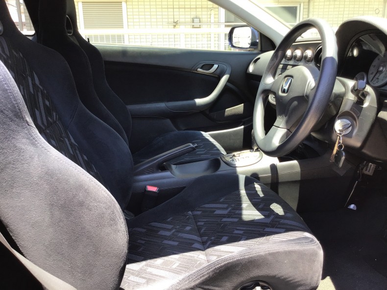 内装前方シート