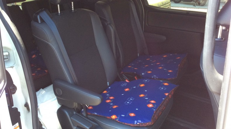 内装後方シート