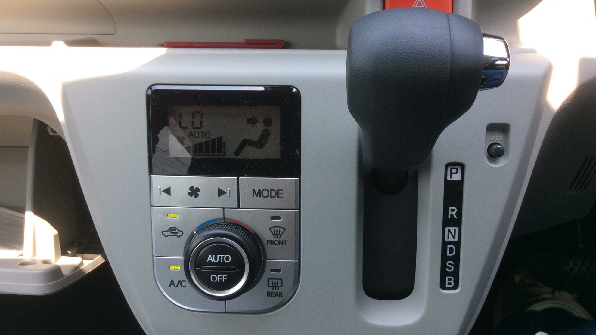 内装シフト