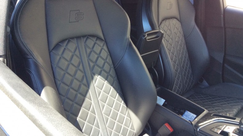 内装前方シート