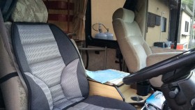 内装前方シート