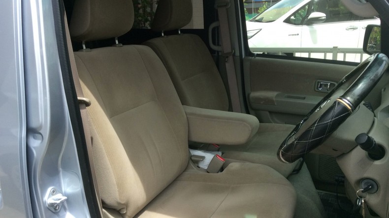 内装前方シート