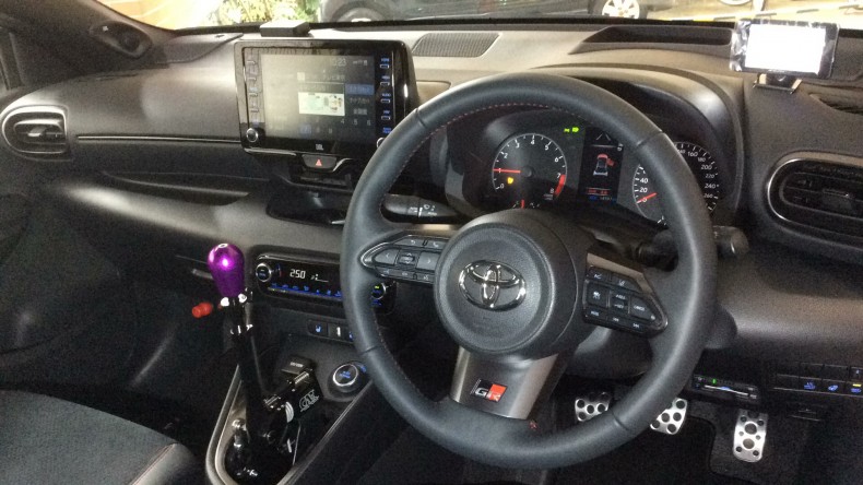 内装インパネ全体