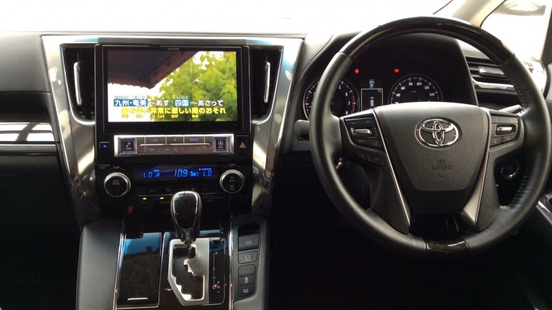 内装インパネ全体