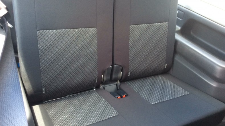 内装後方シート