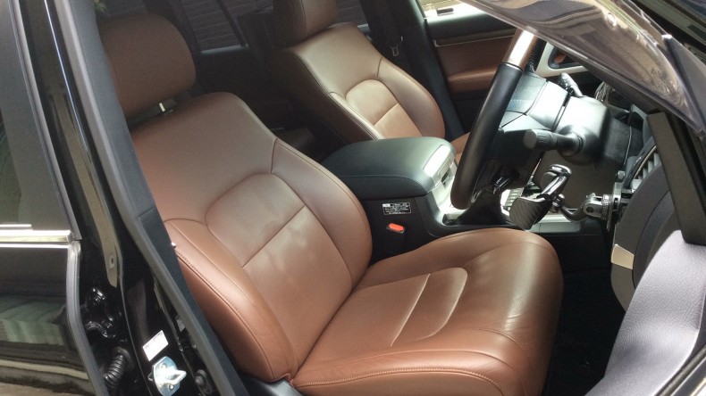 内装前方シート