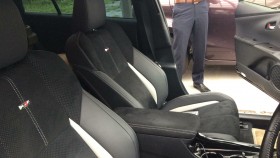 内装前方シート