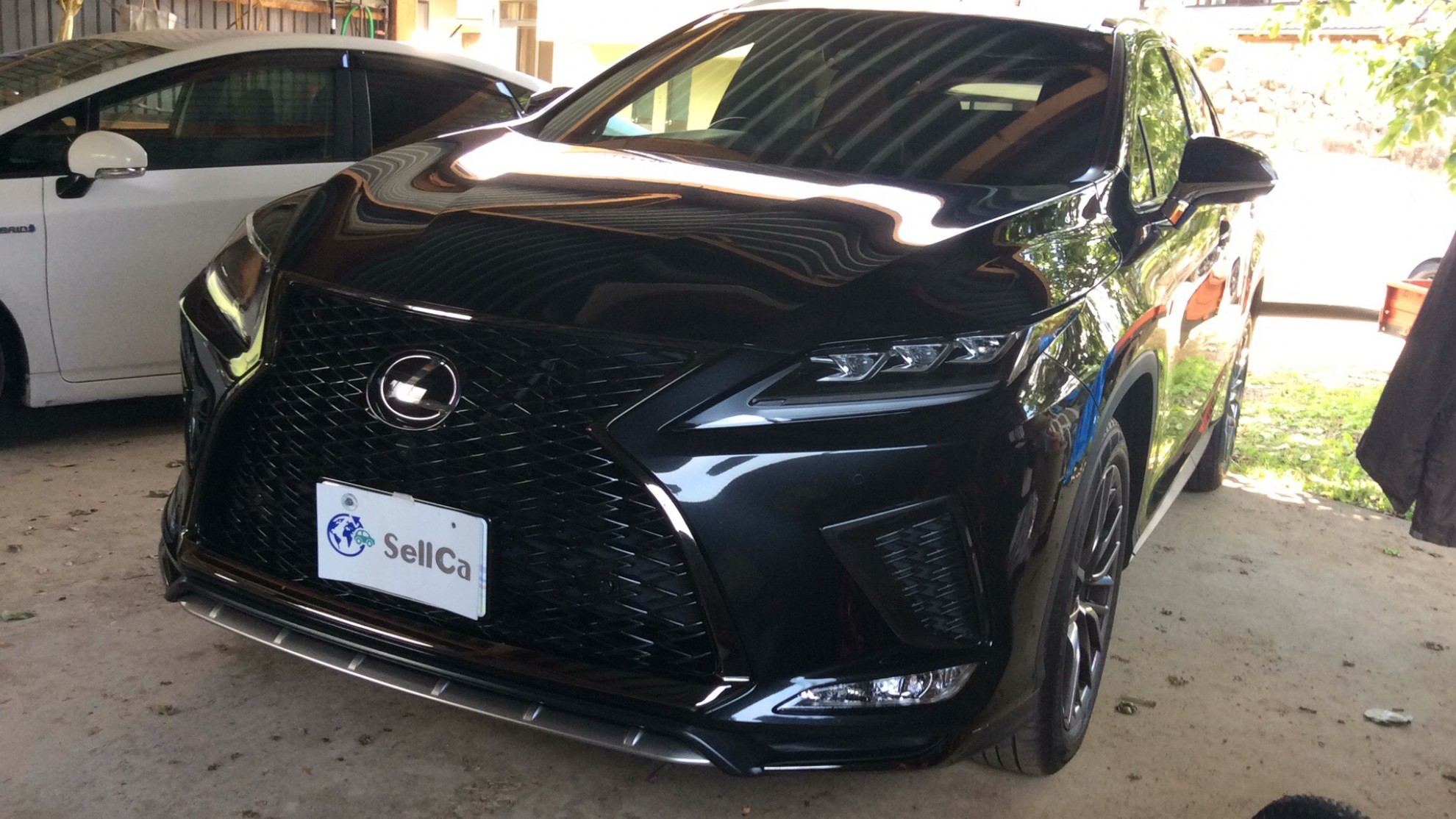 car_main_img