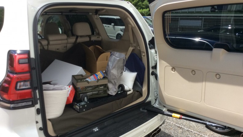 内装トランク