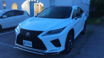 car_main_img