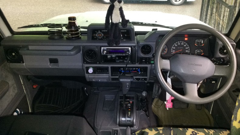 内装インパネ全体