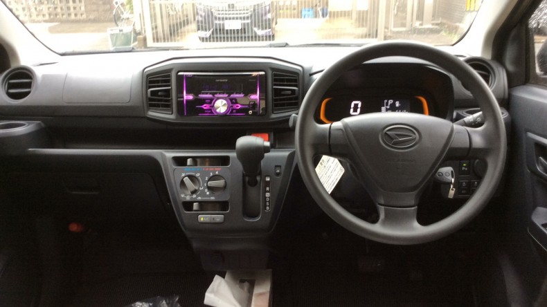 内装インパネ全体